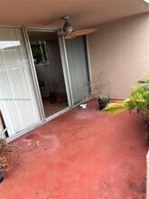 10525 SW 112th Ave in Miami, FL - Building Photo - Building Photo
