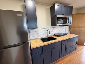 1133 N Almon St in Moscow, ID - Building Photo - Building Photo