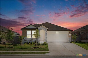 107 Isaac Millsaps Trl in Bastrop, TX - Building Photo