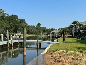 2633 Bayshore Pkwy in Milton, FL - Building Photo - Building Photo