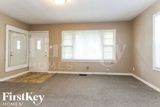 3605 N Sadlier Dr in Indianapolis, IN - Building Photo - Building Photo