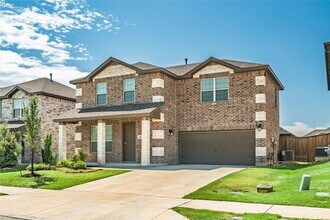 2049 Bellatrix Dr in Haslet, TX - Building Photo - Building Photo