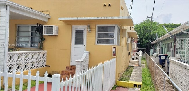 property at 2114 Biarritz Dr