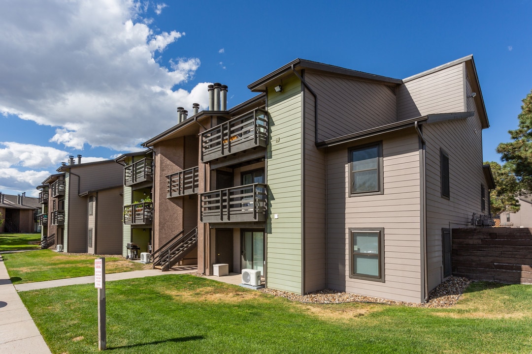 Western Hills in Colorado Springs, CO - Building Photo