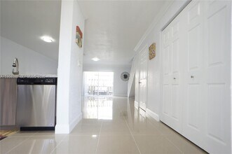 610 NW 108th Terrace in Pembroke Pines, FL - Building Photo - Building Photo