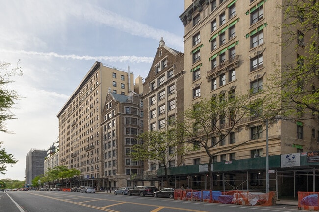 The Britannia in New York, NY - Building Photo - Building Photo