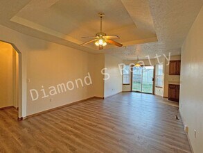 3106 W State St in Springfield, MO - Building Photo - Building Photo