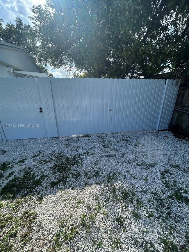9828 NW 26th Ave