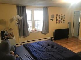 12 Aberdeen St, Unit 1 in Boston, MA - Building Photo