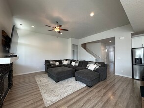 6057 Oasis St in West Richland, WA - Building Photo - Building Photo
