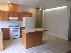 784 Mahonia Dr in Bellingham, WA - Building Photo - Building Photo