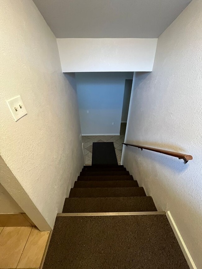 405-407 Lathrop St in Fairbanks, AK - Building Photo - Building Photo