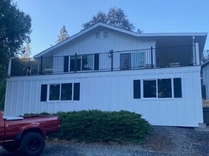 21120 Phoenix Lake Rd in Sonora, CA - Building Photo - Building Photo