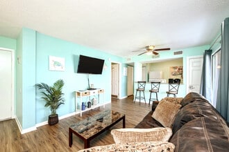 4000 Gulf Terrace Dr in Destin, FL - Building Photo - Building Photo