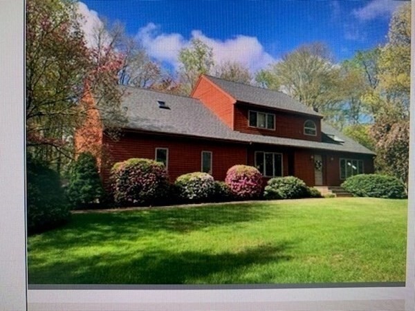 property at 3 Ashley Cir