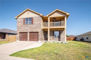 413 E Orion Dr in Killeen, TX - Building Photo