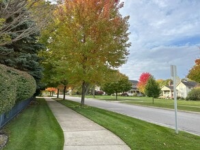 430 N Elmwood Ave in Traverse City, MI - Building Photo - Building Photo