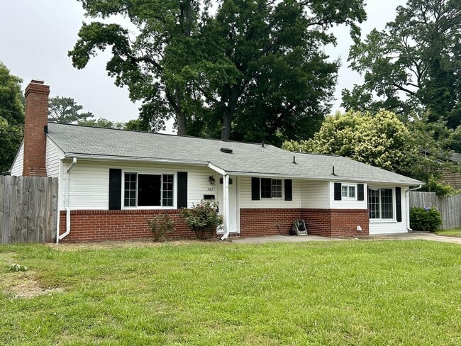 property at 525 Declaration Rd