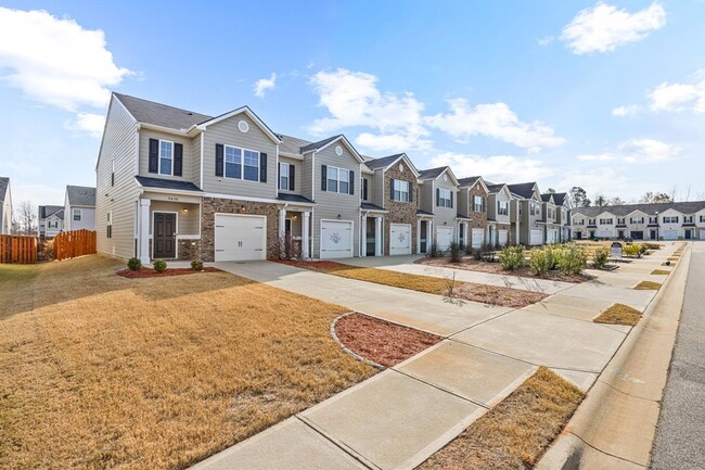 5438 Thrasher Ln in Hephzibah, GA - Foto de edificio - Building Photo