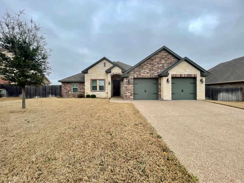 391 Violet Dr in Waco, TX - Building Photo