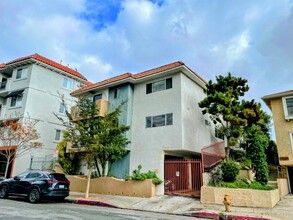 McClellan Corner in Los Angeles, CA - Building Photo - Primary Photo