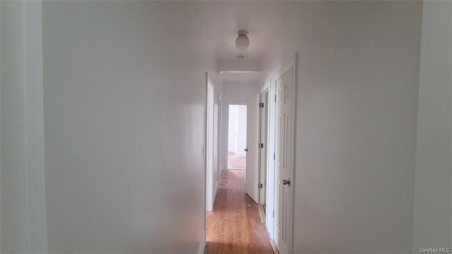 23 Alida St in Yonkers, NY - Building Photo - Building Photo