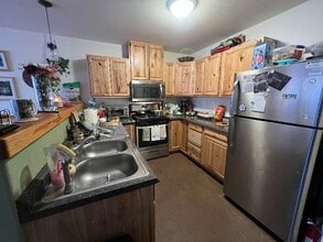 15840 W Hess Ln in Wasilla, AK - Foto de edificio - Building Photo