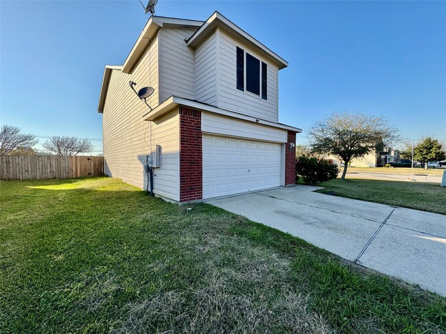 2503 Marlin Dr in Texas City, TX - Foto de edificio - Building Photo