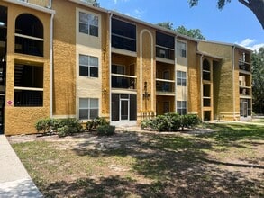 5291 Images Cir in Kissimmee, FL - Building Photo - Building Photo
