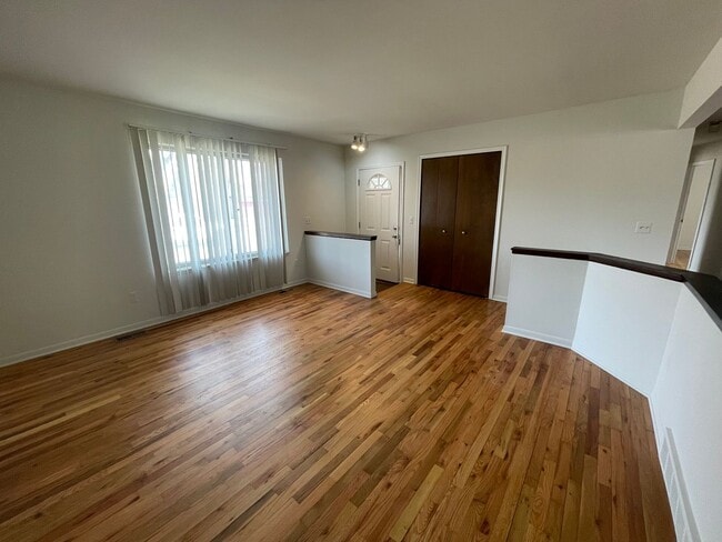 31287 Mc Namee St in Fraser, MI - Building Photo - Building Photo