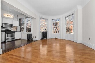 261 Beacon St in Boston, MA - Building Photo - Building Photo