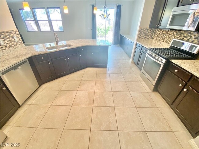 10612 Lomaland Ave in Las Vegas, NV - Building Photo - Building Photo