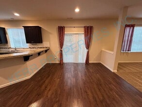 17236 SE Biscayne St in Damascus, OR - Building Photo - Building Photo