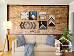 957 W Cornelia Ave, Unit 1B in Chicago, IL - Building Photo - Building Photo