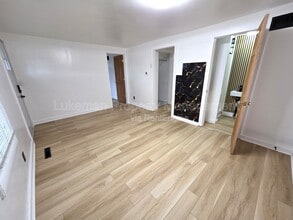 822 W Main St in Kalamazoo, MI - Building Photo - Building Photo