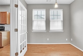 241 Village Square Dr in Woodstock, GA - Building Photo - Building Photo