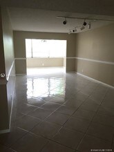 6600 Cypress Rd-Unit -406 in Plantation, FL - Building Photo - Building Photo