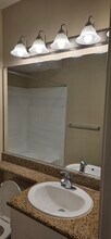 2529 Northside Dr, Unit Private Room for Rent in San Diego, CA - Building Photo - Building Photo