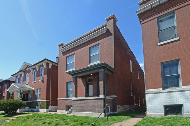 3449 Iowa Ave in St. Louis, MO - Building Photo - Building Photo