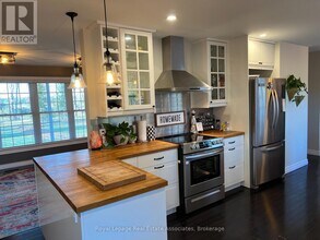 9449 10th Sideroad in Erin, ON - Building Photo - Building Photo