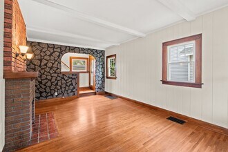 180 Eldred Ave in Toledo, OH - Building Photo - Building Photo