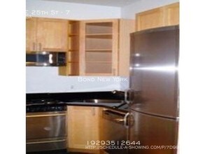 209 E 25th St-Unit -7 in New York, NY - Building Photo - Building Photo