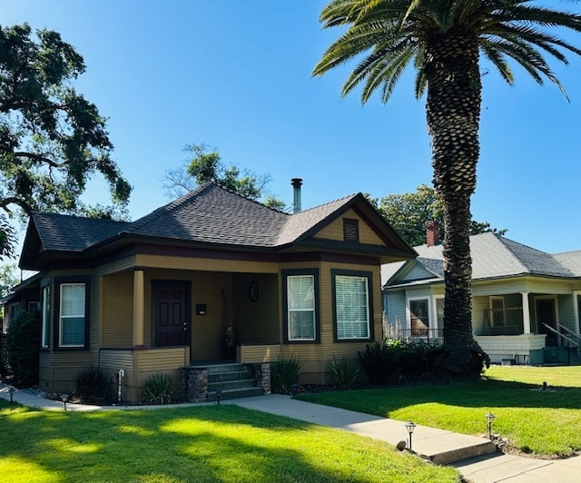 property at 115 Poplar Ave