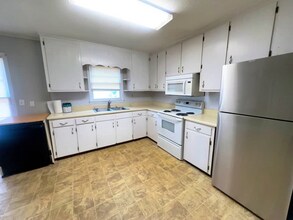 607 Parker Mathis Dr in Valdosta, GA - Building Photo - Building Photo