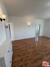 839 Alexandria Ave in Los Angeles, CA - Building Photo - Building Photo