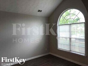 4214 Kensington Cove in College Park, GA - Building Photo - Building Photo
