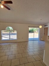 19 Leidel Dr in Palm Coast, FL - Foto de edificio - Building Photo