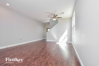 6694 Wood Thrush Pl in North Las Vegas, NV - Building Photo - Building Photo