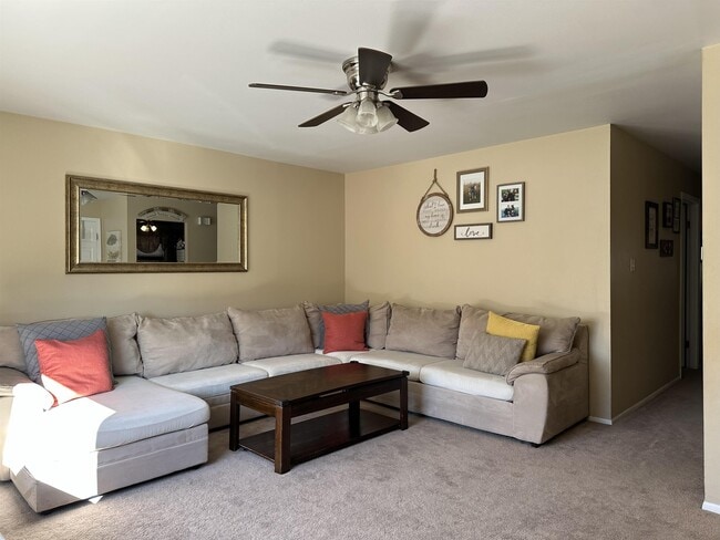 103 E 26th St in Bayonne, NJ - Building Photo - Building Photo