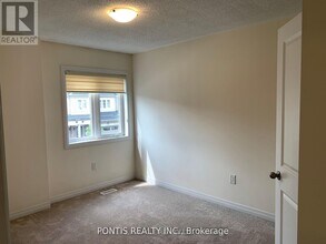 26 Brixham Ln in Brampton, ON - Building Photo - Building Photo